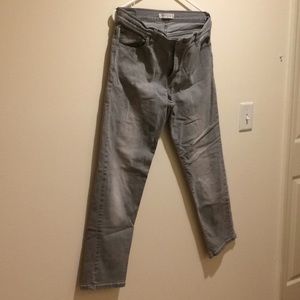 Grey Levi’s Jeans